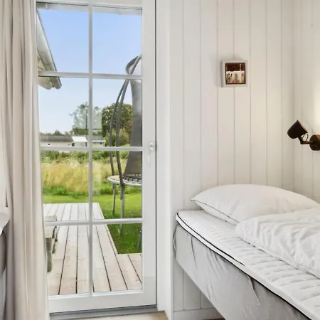 Bryngeir - 750m From The Sea In Djursland And Mols By Interhome Nyaraló