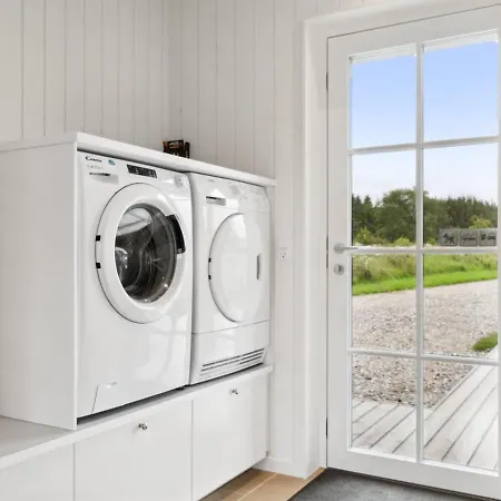 Bryngeir - 750m From The Sea In Djursland And Mols By Interhome *