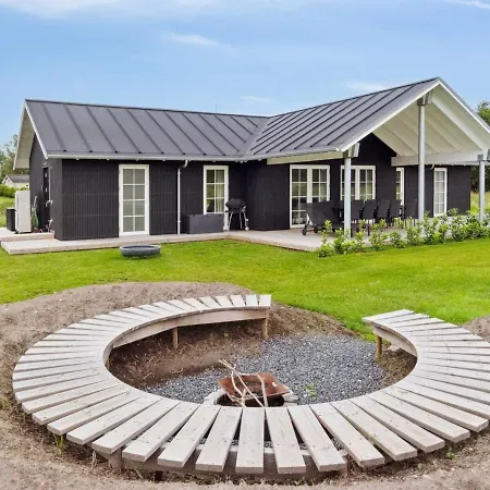 Bryngeir - 750m From The Sea In Djursland And Mols By Interhome * Brøndstrup